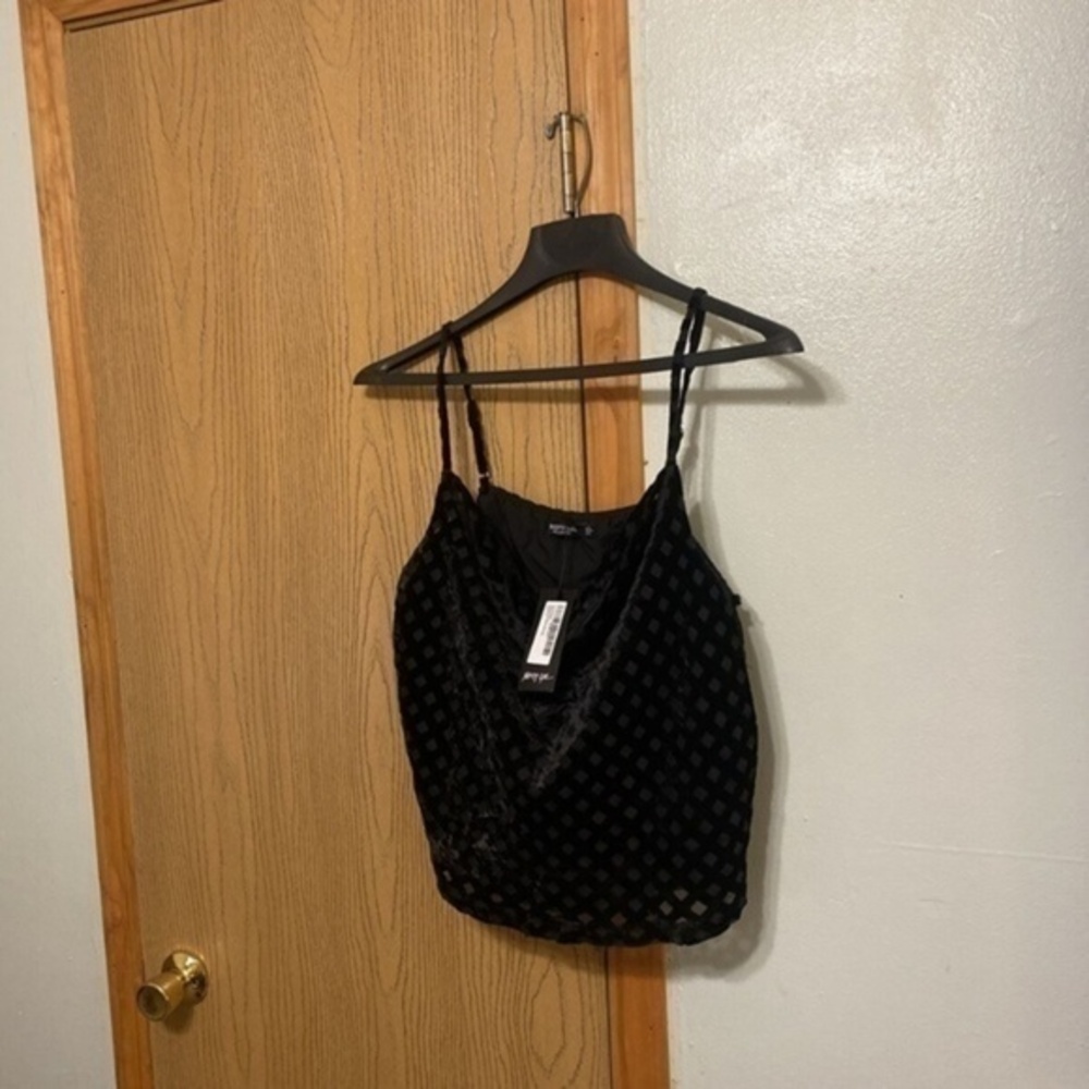 Nasty Gal "Devore" NWT Size 12 Black Geometric Print Cowl Neck Camisole Top